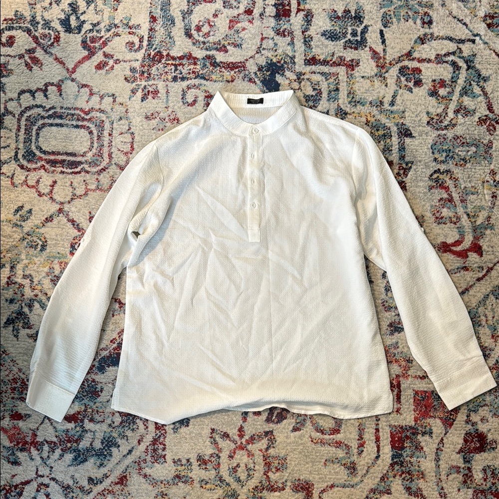 White Casual Button Down Shirt with Classic Design